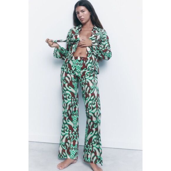 NWT Zara The Selena Blouse Printed Collared V-Neckline Tie Front Long Sleeve Top - Picture 2 of 13